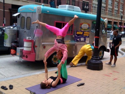 Fojol Brothers and AcroFiends at Columbia Heights, Washington, D.C., 21 June 2009